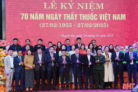 Thạch Hà khen thưởng phong trào thi đua 70 năm Ngày Thầy thuốc Việt Nam