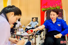 Thu về 104 đơn vị máu từ "Ngày hội hiến máu tình nguyện" ở Đồng Tiến 
