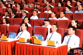 Chủ tịch UBND tỉnh Hà Tĩnh dự hội nghị công bố Quyết định điều chỉnh Quy hoạch và Xúc tiến đầu tư tỉnh Quảng Trị
