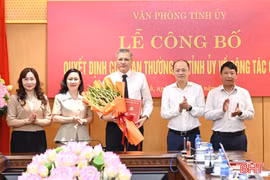 Đồng chí Nguyễn Bá Long giữ chức Phó Chánh Văn phòng Tỉnh ủy Hà Tĩnh 