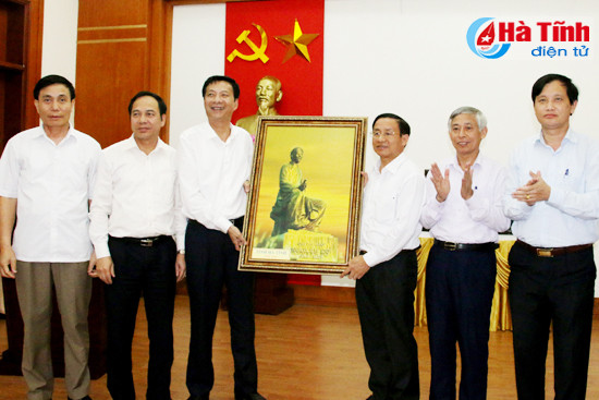 ha tinh trao doi hoc tap kinh nghiem cchc o quang ninh