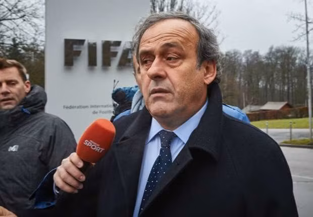 ong platini tu chuc chu tich uefa sau khi khang cao that bai