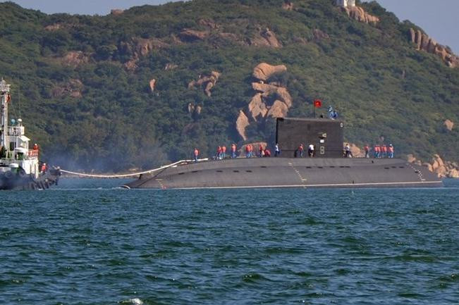 bao my vinh cam ranh quyet dinh so phan bien dong