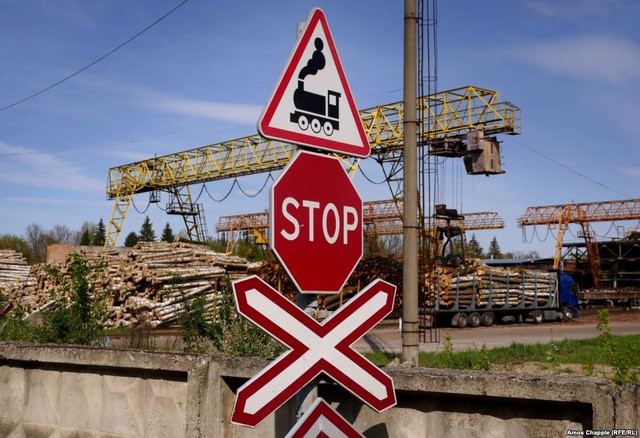 cau chuyen phia sau duong ham tinh yeu noi tieng