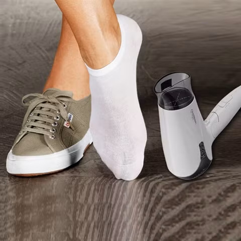 meo than thanh di giay chat khong bi dau chan thong thoang