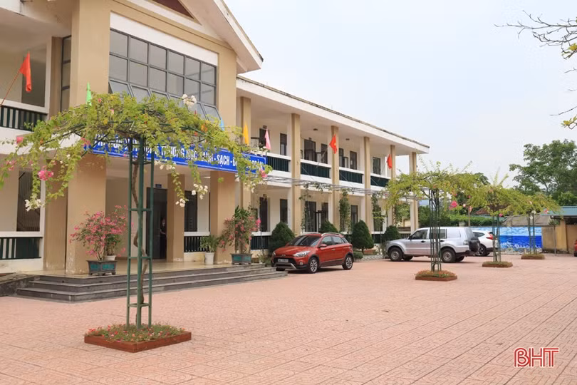 Hành trình vượt top cuối trở thành đơn vị dẫn đầu của trường học miền núi Hương Sơn
