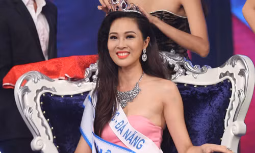 co gai cao 1 8 m gianh vuong mien hoa khoi ao dai 2016