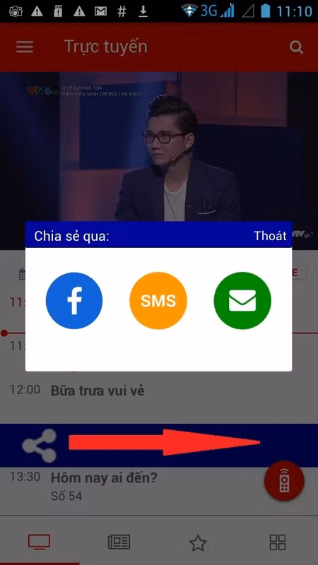 Mẹo xem EURO 2016 trên "app" VTVgo: Mặc dù chương trình chưa đến giờ chiếu song chúng ta vẫn có thể chia sẻ trước với bạn bè trên Facebook bằng cách trong lịch chiếu phía dưới, vuốt phần ghi chương trình từ trái sang phải (mũi tên) rồi chọn biểu tượng Facebook. meo xem euro 2016 tren vtvgo co the ban chua biet