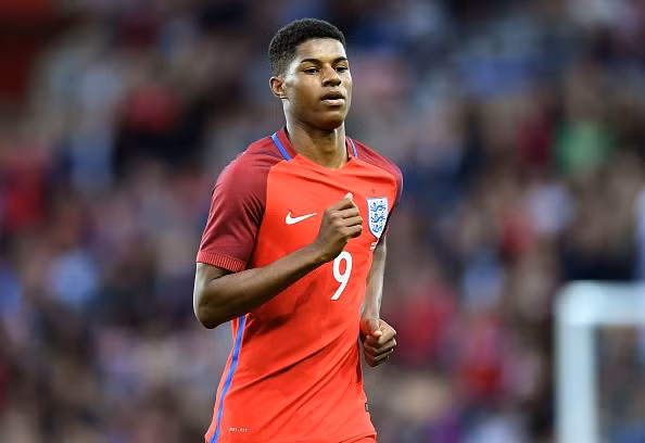 doi bong cao nhat nang nhat va thong ke thu vi o euro 2016