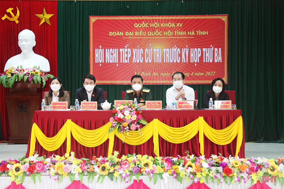 Cử tri Hà Tĩnh kiến nghị nhiều vấn đề về đất đai, kiểm soát giá cả hàng hóa