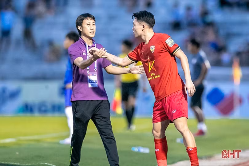 Những cuộc đọ sức “tay đôi” trong trận derby xứ Nghệ