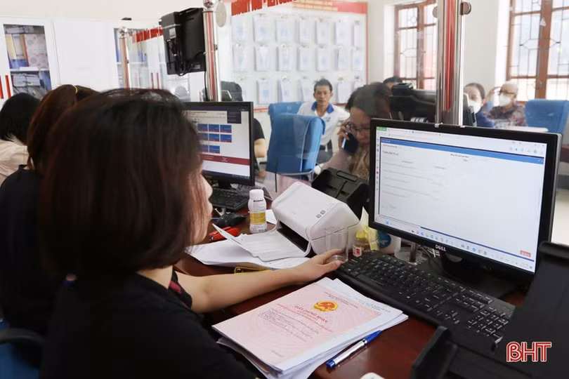 Chính sách mới với công chức, viên chức có hiệu lực từ tháng 11/2023