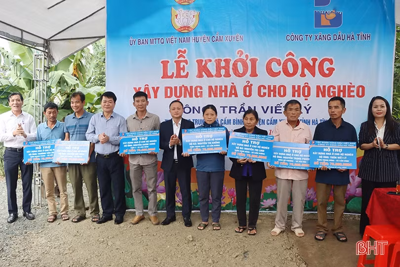 Công ty Xăng dầu Hà Tĩnh xây 7 nhà ở cho hộ nghèo Cẩm Xuyên
