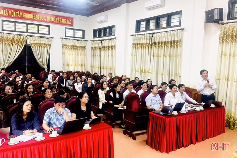 Thực hiện nghiêm quy định về các khoản thu năm học 2023 - 2024