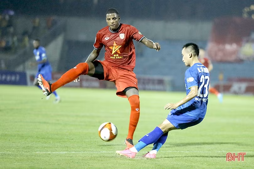 Những vấn đề của Hồng Lĩnh Hà Tĩnh sau trận hòa derby xứ Nghệ