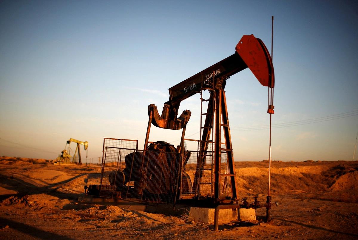 OPEC cho rằng ngành công nghiệp dầu sẽ cần đầu tư tổng cộng 12.100 tỷ USD tính tới năm 2045. Ảnh: Reuters.