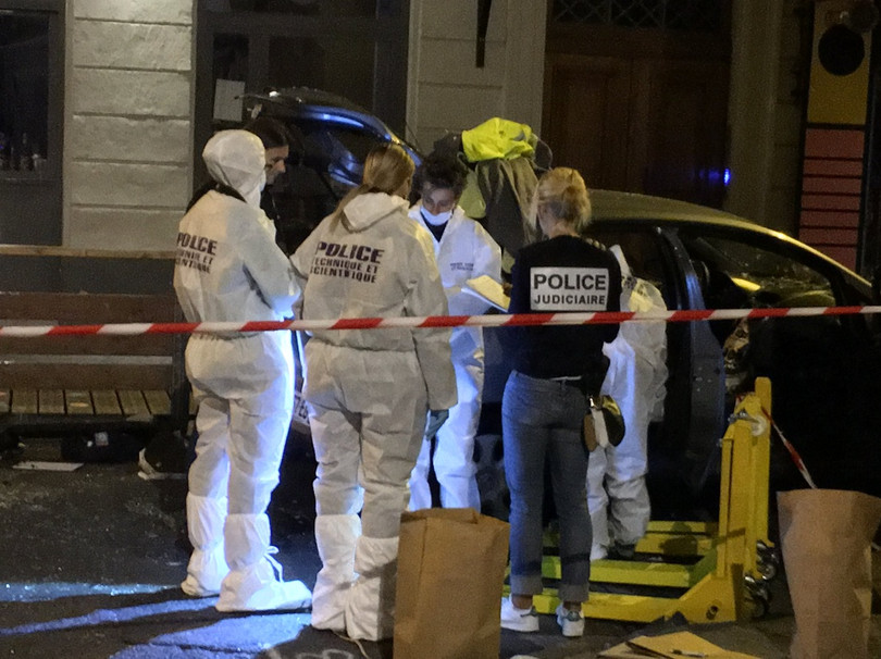 Lao xe vào đám đông ở miền Nam nước Pháp, 2 người bị thương