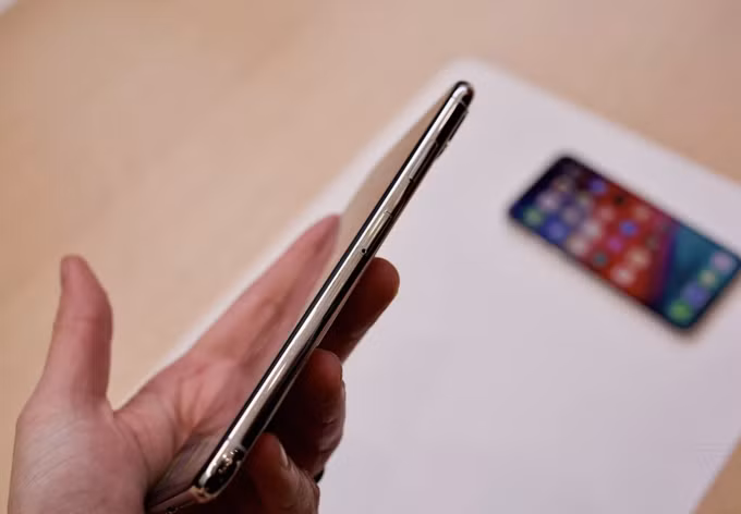 Apple giới thiệu iPhone Xs, Xs Max và Xr giá "rẻ" đều hỗ trợ hai sim ảnh 10 Apple giới thiệu iPhone Xs, Xs Max và Xr giá “rẻ” đều hỗ trợ hai sim