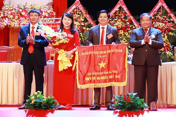 Bầu 29 đồng chí vào Ban Chấp hành Hội Nông dân Hà Tĩnh khóa IX, nhiệm kỳ 2018-2023