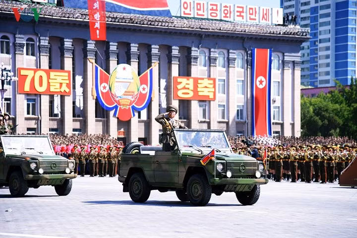 Điểm danh những vũ khí hạng nặng trong lễ diễu binh Triều Tiên