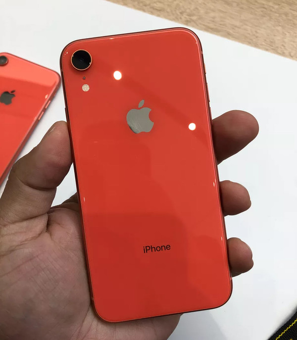 Apple giới thiệu iPhone Xs, Xs Max và Xr giá “rẻ” đều hỗ trợ hai sim
