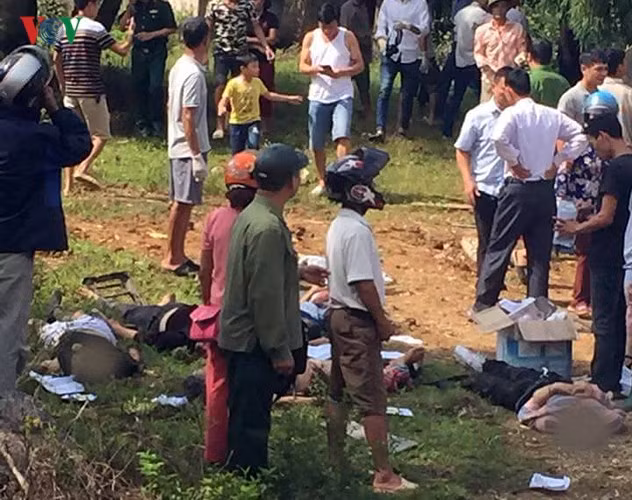 Hiện trường vụ tai nạn giao thông thảm khốc ở Lai Châu làm ít nhất 10 người chết