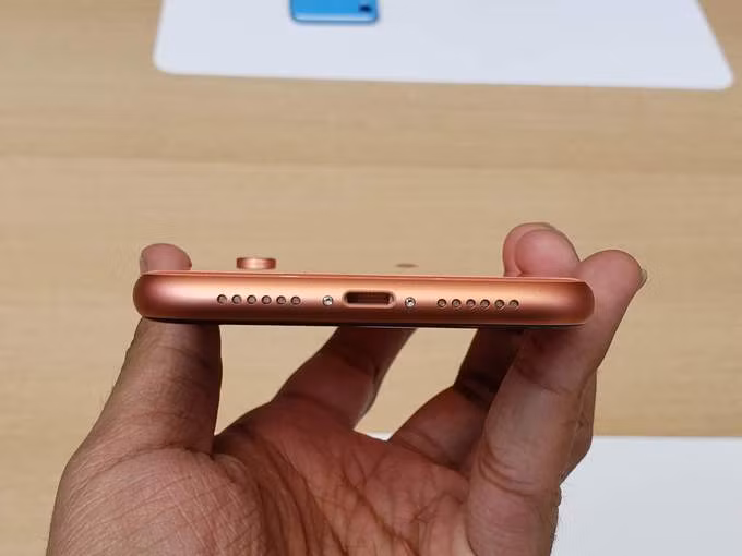Apple giới thiệu iPhone Xs, Xs Max và Xr giá "rẻ" đều hỗ trợ hai sim ảnh 19 Apple giới thiệu iPhone Xs, Xs Max và Xr giá “rẻ” đều hỗ trợ hai sim