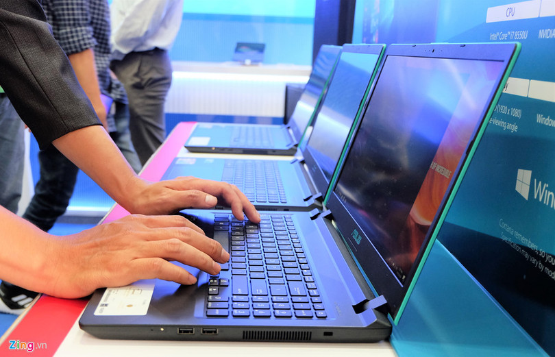 Asus tung laptop gaming giá 16,9 triệu đồng ở Việt Nam