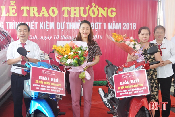 Agribank trao ô tô Tucson trị giá 760 triệu cho khách hàng TP Hà Tĩnh