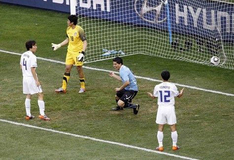 Niềm vui đến sớm với Uruguay