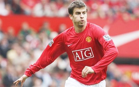 Pique bị M.U đẩy đi không thương tiếc