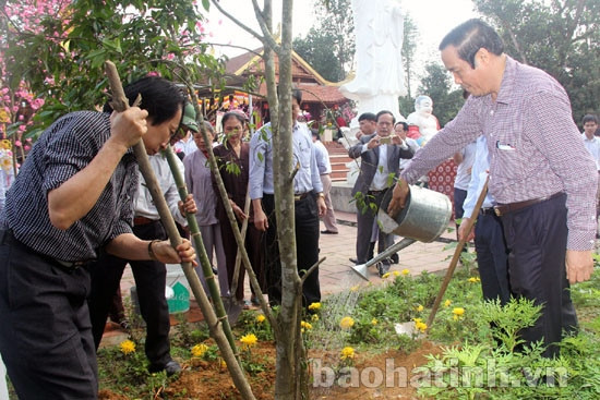 Các địa phương phát động Tết trồng cây đầu xuân ảnh 2