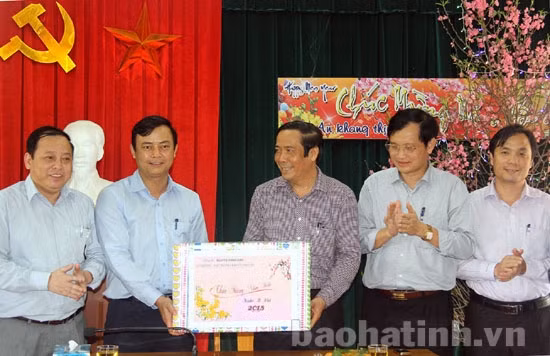 Các địa phương phát động Tết trồng cây đầu xuân ảnh 3