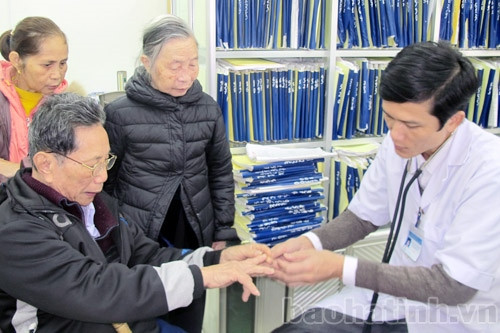 Người bác sỹ tận tâm với bệnh nhân, nhiệt tình với đồng nghiệp ảnh 1