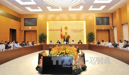 Phó Thủ tướng Nguyễn Xuân Phúc chủ trì cuộc họp lần thứ 2. Ảnh: Doãn Tấn - TTXVN