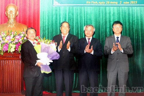 Hà Tĩnh công bố quyết định của Bộ Chính trị về công tác cán bộ ảnh 6