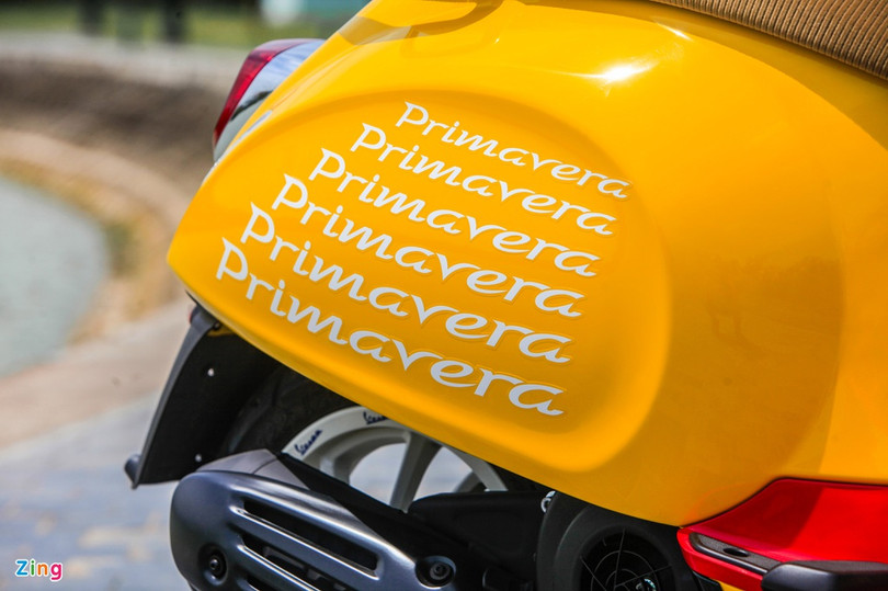 Chi tiết Vespa Primavera Sean Wotherspoon tại Việt Nam ảnh 11 Chi tiết Vespa Primavera bản giới hạn 50 chiếc tại Việt Nam, giá 135 triệu