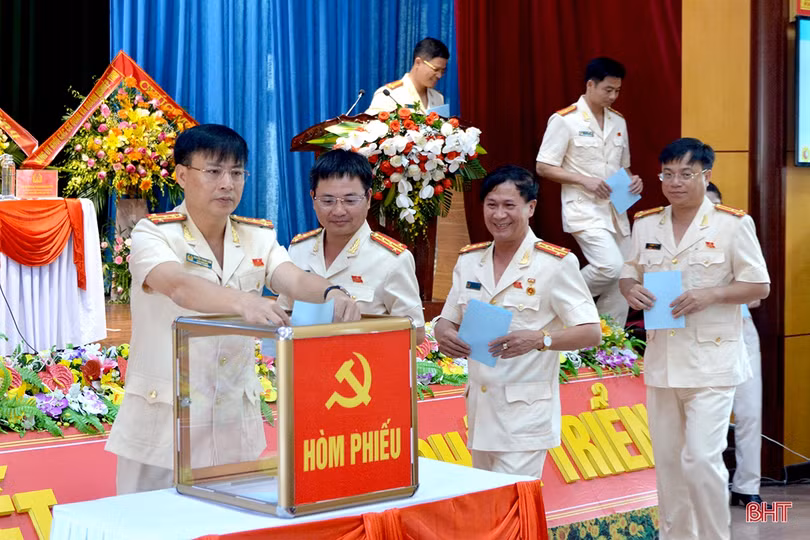 Thực hiện thắng lợi các mục tiêu, nhiệm vụ Nghị quyết Đại hội Đảng bộ Công an tỉnh Hà Tĩnh 