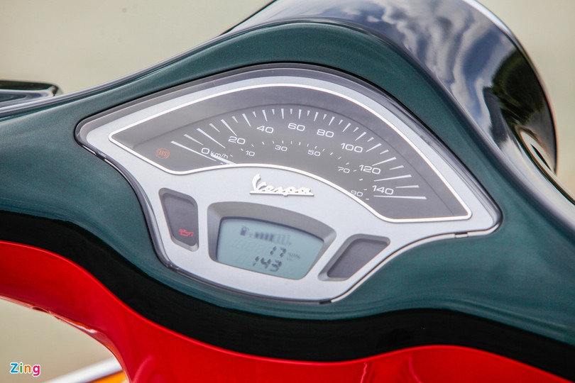 Chi tiết Vespa Primavera Sean Wotherspoon tại Việt Nam ảnh 6 Chi tiết Vespa Primavera bản giới hạn 50 chiếc tại Việt Nam, giá 135 triệu