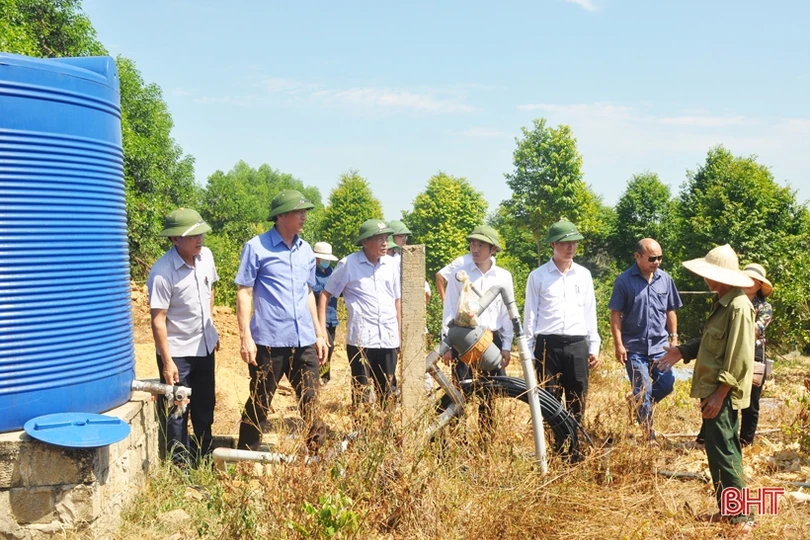 Khẩn trương nạo vét hồ đập thủy lợi phục vụ chống hạn