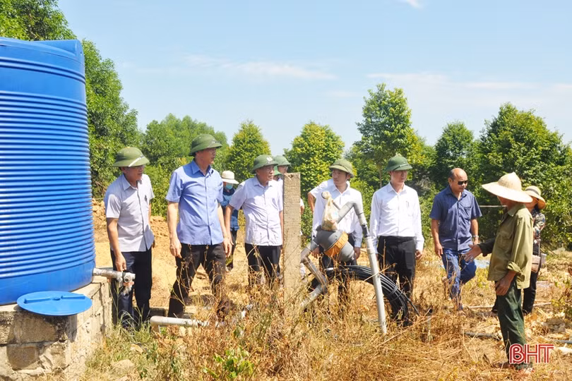 Khẩn trương nạo vét hồ đập thủy lợi phục vụ chống hạn