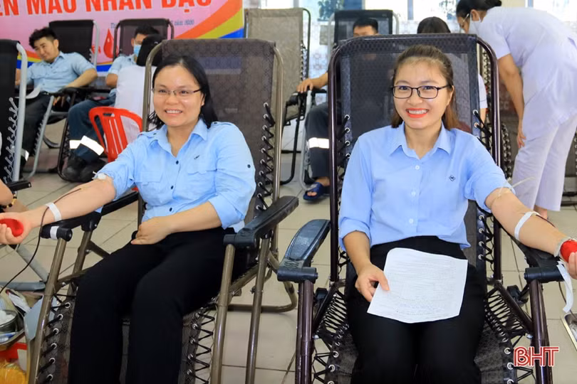 Hơn 200 đoàn viên Công ty Formosa Hà Tĩnh tham gia hiến máu nhân đạo