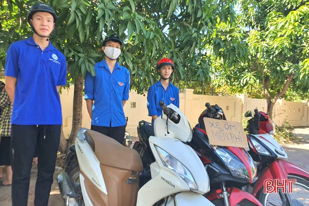 Gần 16.500 thí sinh Hà Tĩnh làm thủ tục chuẩn bị cho kỳ thi vào lớp 10 THPT