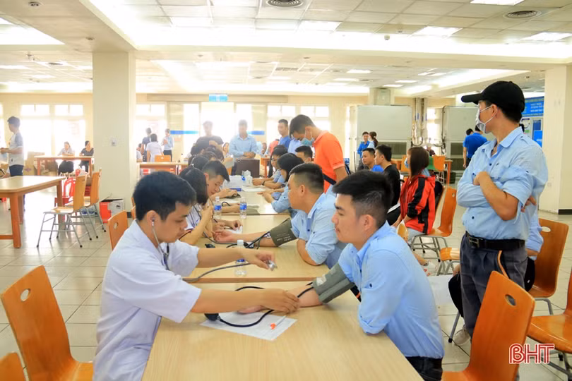 Hơn 200 đoàn viên Công ty Formosa Hà Tĩnh tham gia hiến máu nhân đạo