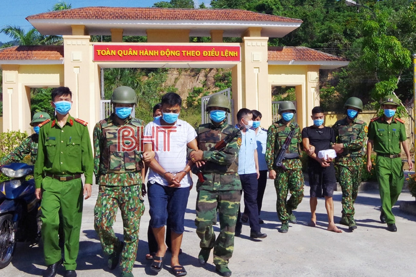 Tiếp tục bắt 2 đối tượng vận chuyển ma túy ở khu vực biên giới Hà Tĩnh