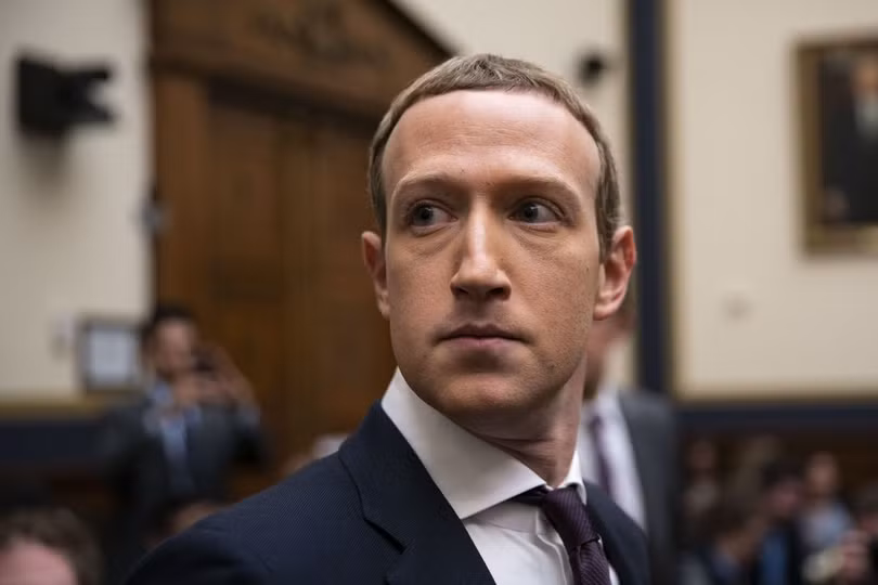 Ông chủ Facebook có thể bị phế ngôi