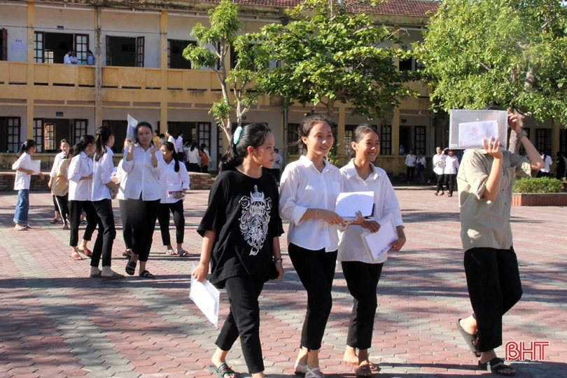 Hơn 15.600 thí sinh Hà Tĩnh hoàn thành Kỳ thi tuyển sinh lớp 10