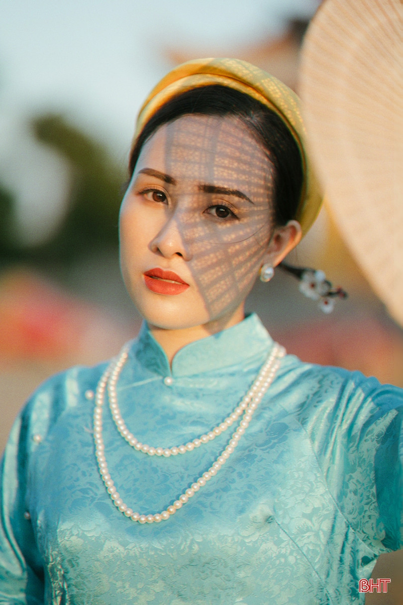 Thiếu nữ Hà Tĩnh tái hiện nét đẹp cổ phục triều Nguyễn