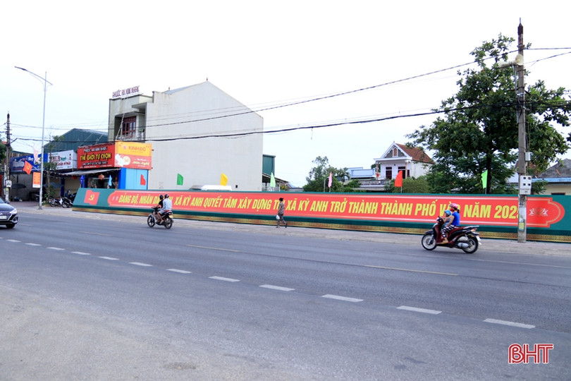 Thị xã Kỳ Anh rực rỡ cờ hoa chào mừng đại hội Đảng