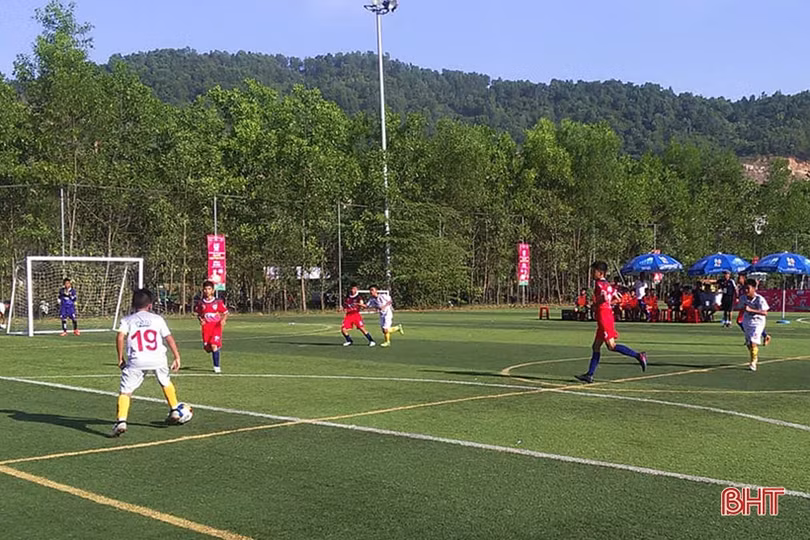 U11 Hà Tĩnh “đại thắng” trận đầu vòng loại Giải Bóng đá Nhi đồng toàn quốc
